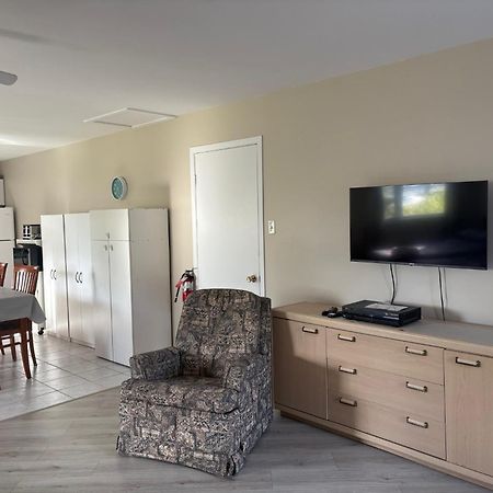 Motel Parc Beaumont Inc. Екстериор снимка
