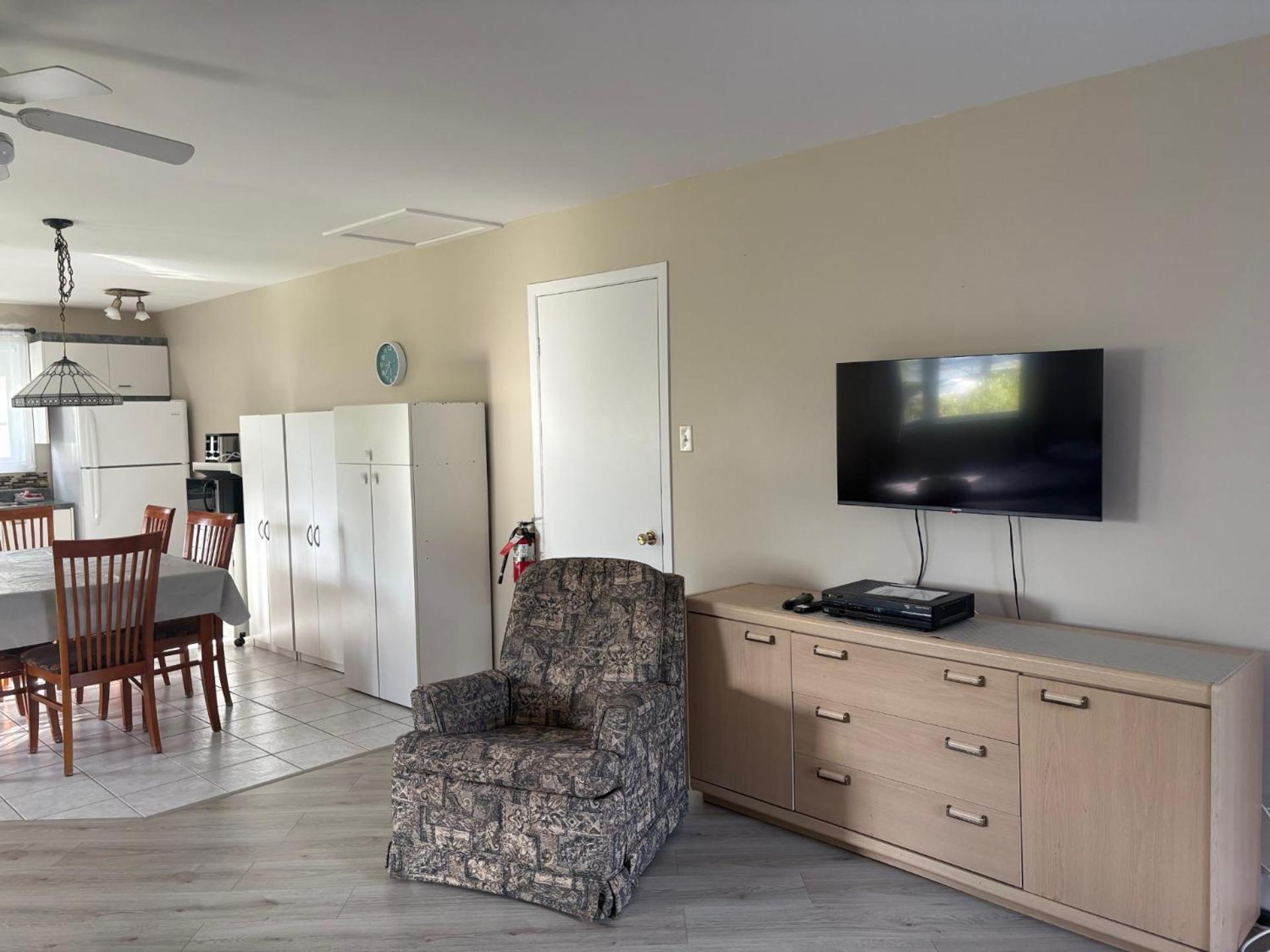 Motel Parc Beaumont Inc. Екстериор снимка